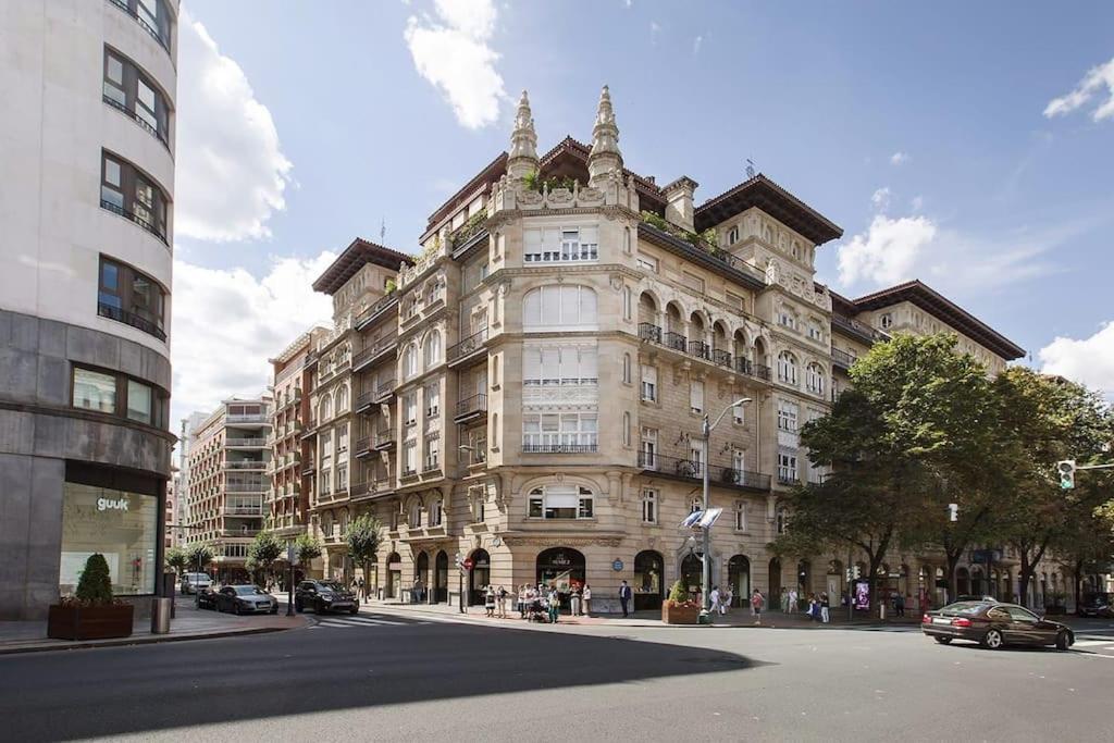 Apartamento En Gran Via Bilbao Exteriör bild